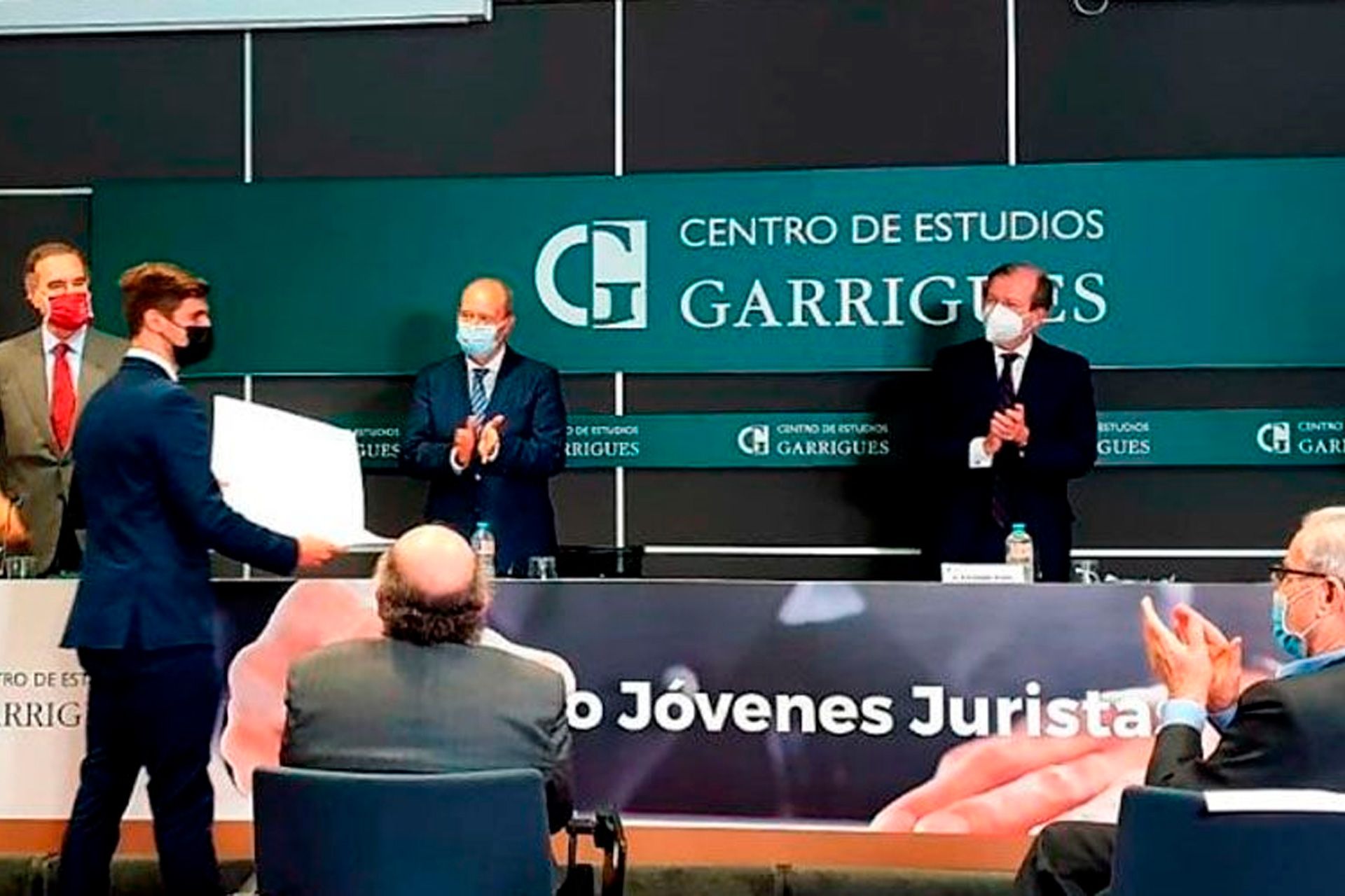 Nuestro colegial, Gabriel Llull, finalista del certamen de Jóvenes Juristas de España