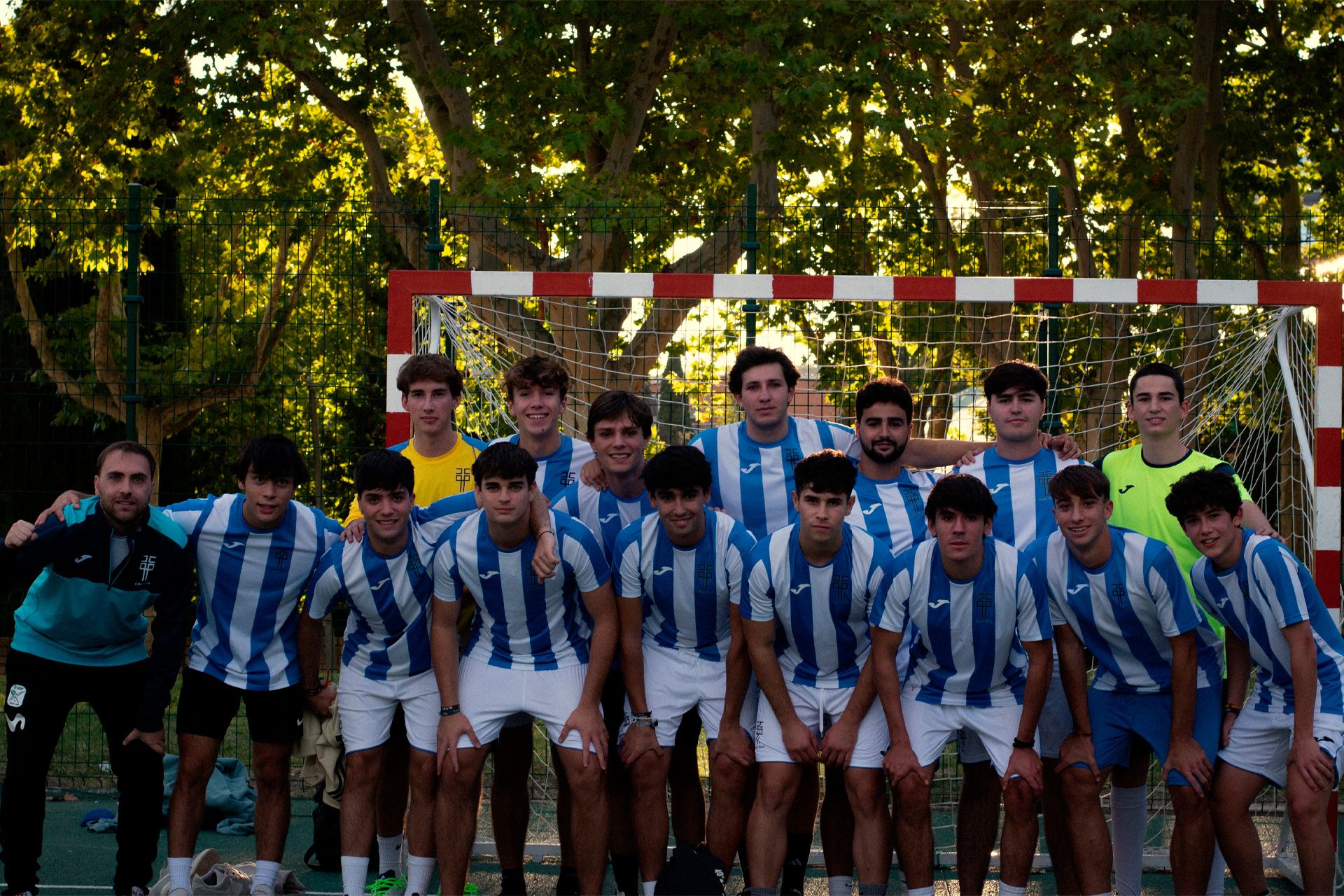 Campeones de Fútbol Sala en el VIII Torneo Deportivo Intercolegial