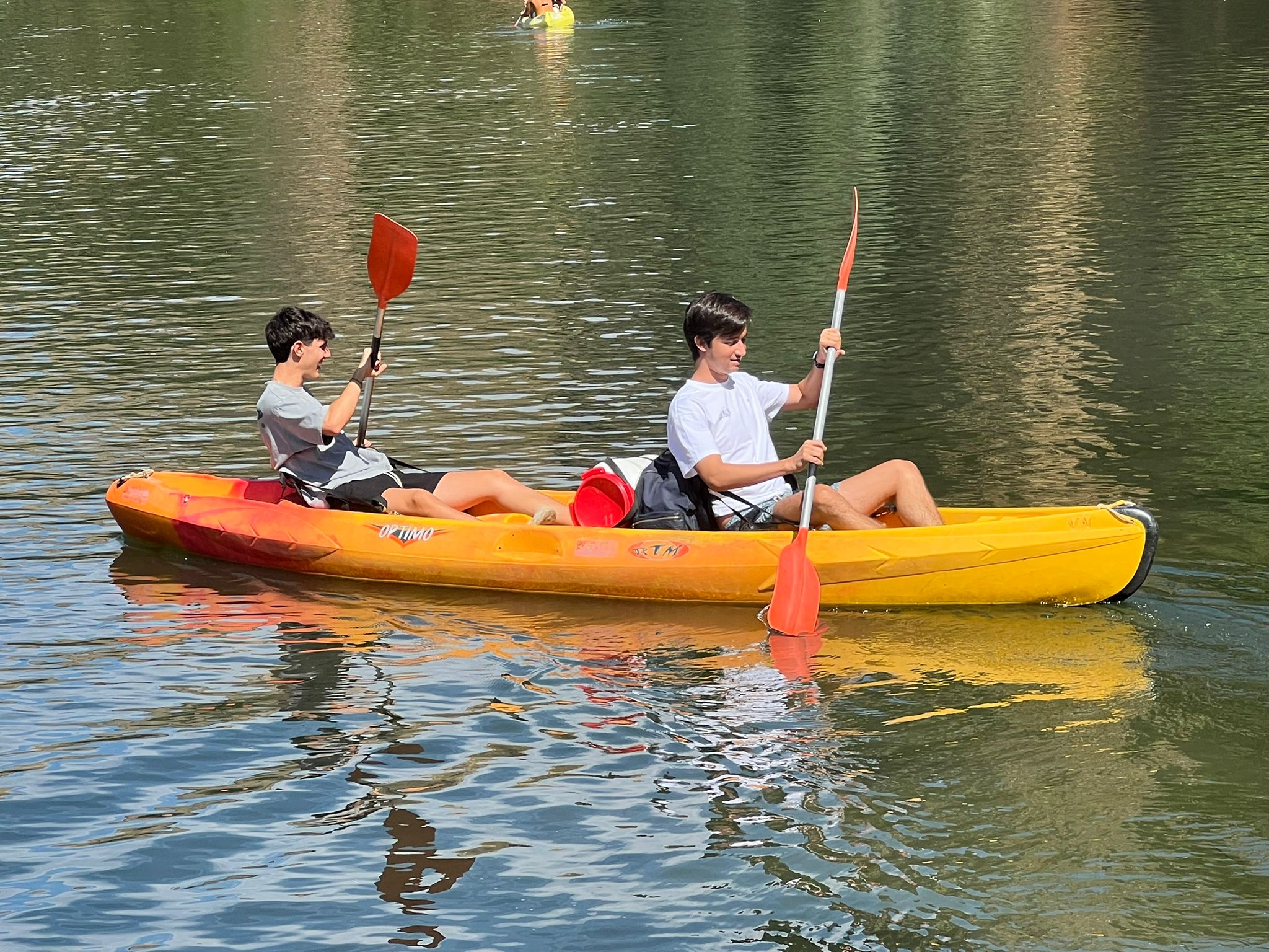 PASEO EN CANOA POR LAS HOCES DEL RÍO DURATÓN